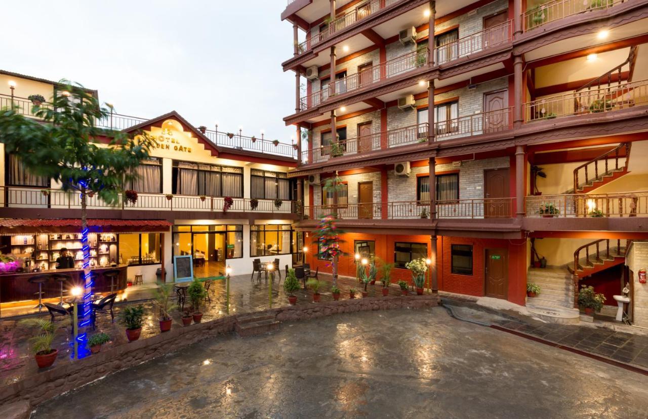Golden Gate Hotel Pokhara Exterior foto